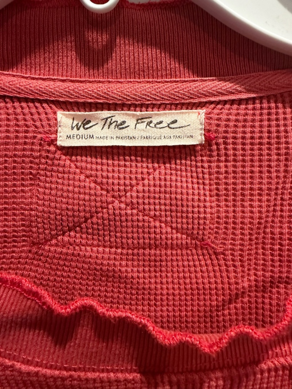 Free People Women's Red We The Free Ricky Thermal Long Sleeve Top Size Medium - Picture 2 of 4